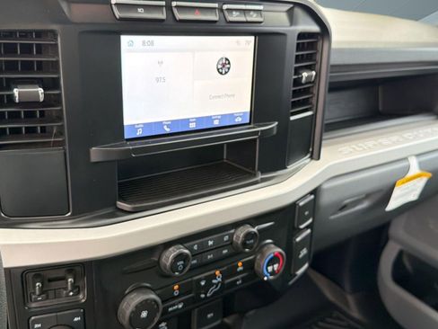 Used 2024 Ford F250 XL w/ STX Appearance Package AWD/4WD image 24