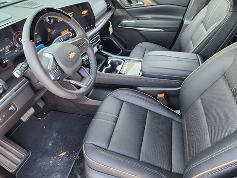 New 2026 Chevrolet Traverse High Country image 12