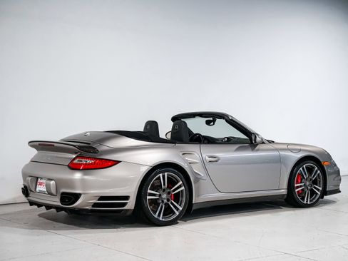 Used 2012 Porsche 911 Turbo image 3