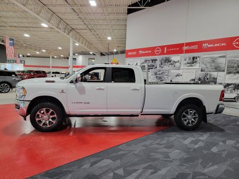 Used 2019 RAM 3500 Limited image 9