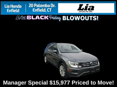 Used 2018 Volkswagen Tiguan SE w/ Panoramic Sunroof Package