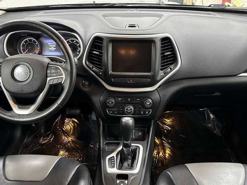 Used 2014 Jeep Cherokee Limited w/ Luxury Group image 26