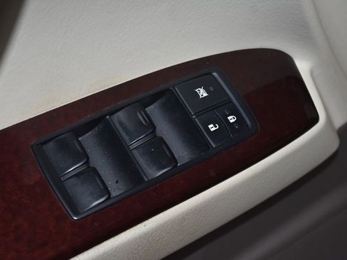 Used 2014 Lexus GX 460 w/ Premium Package image 5