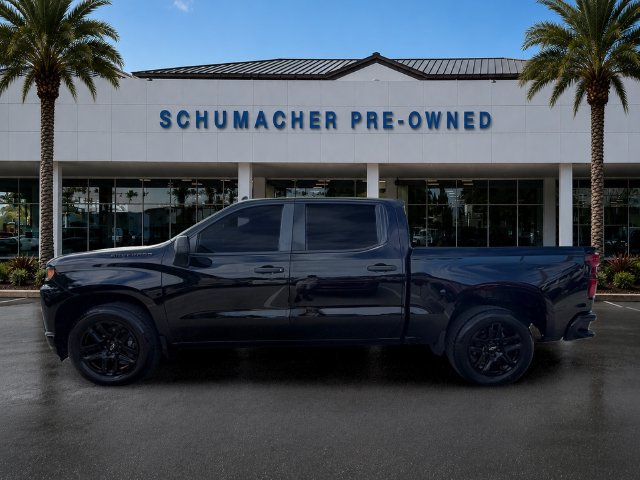 Used 2022 Chevrolet Silverado 1500 Custom w/ LPO, Blackout Package RWD image 4