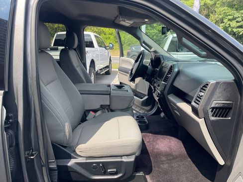 Used 2015 Ford F150 XLT w/ Equipment Group 302A Luxury AWD/4WD image 33