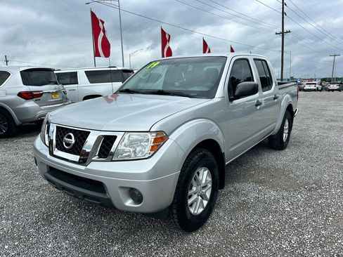 Used 2019 Nissan Frontier SV RWD image 18