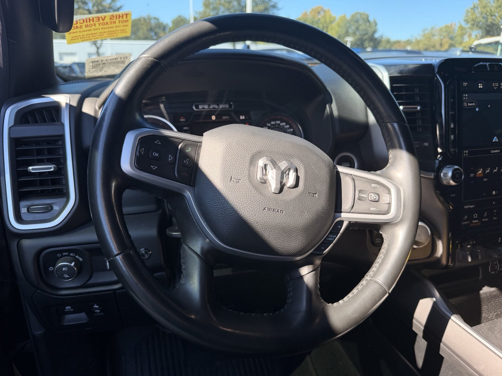 Used 2022 RAM 1500 Big Horn AWD/4WD image 14