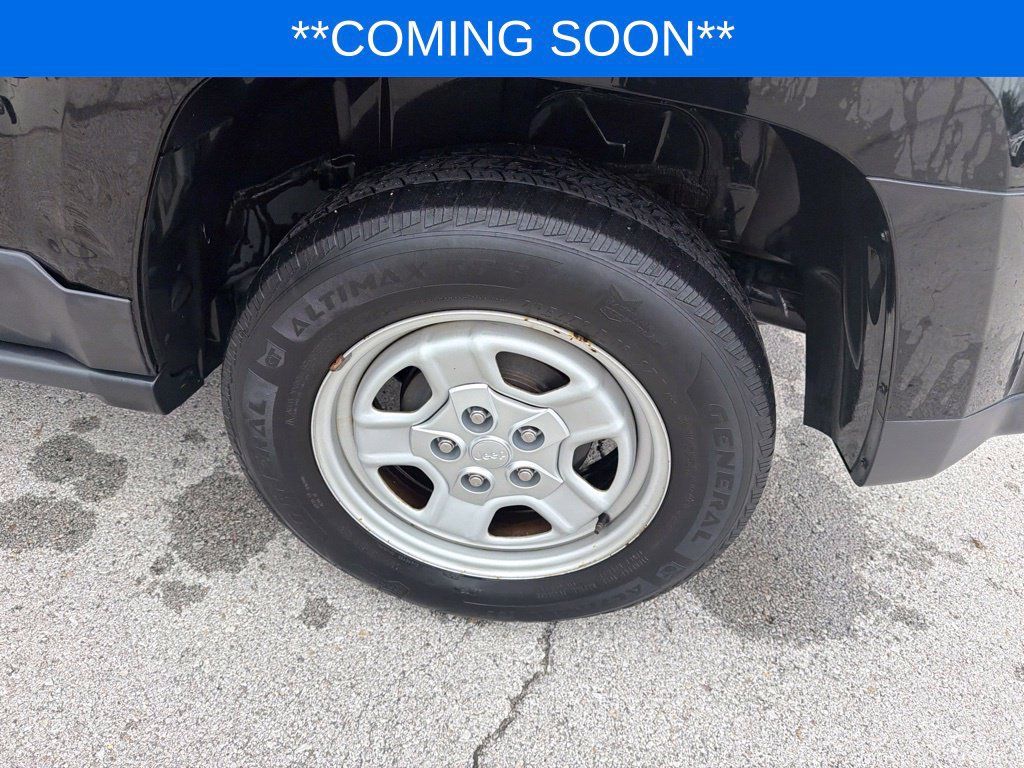 Used 2016 Jeep Patriot Sport w/ Power Value Group FWD image 16