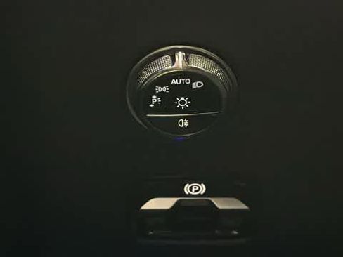 Certified 2026 Mercedes-Benz GLC 300 4MATIC image 16