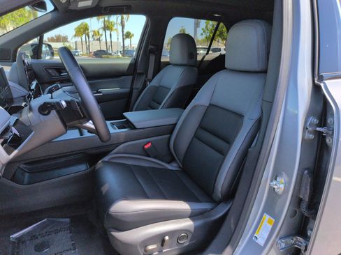 Used 2025 Honda Prologue Touring image 16