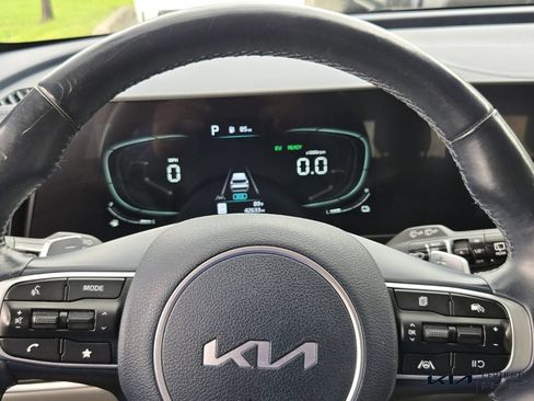 Certified 2023 Kia Sportage EX AWD/4WD image 31