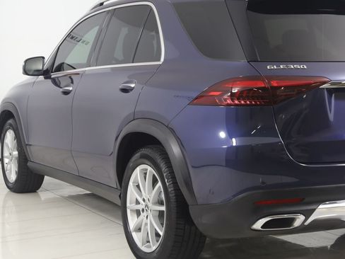 Used 2024 Mercedes-Benz GLE 350 4MATIC w/ 3rd Row Seat Package image 24
