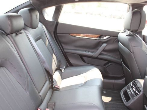 Used 2014 Maserati Quattroporte S Q4 AWD/4WD image 19