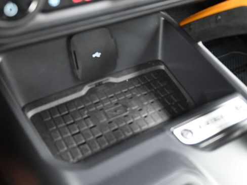 Used 2024 Ford Bronco Badlands image 24