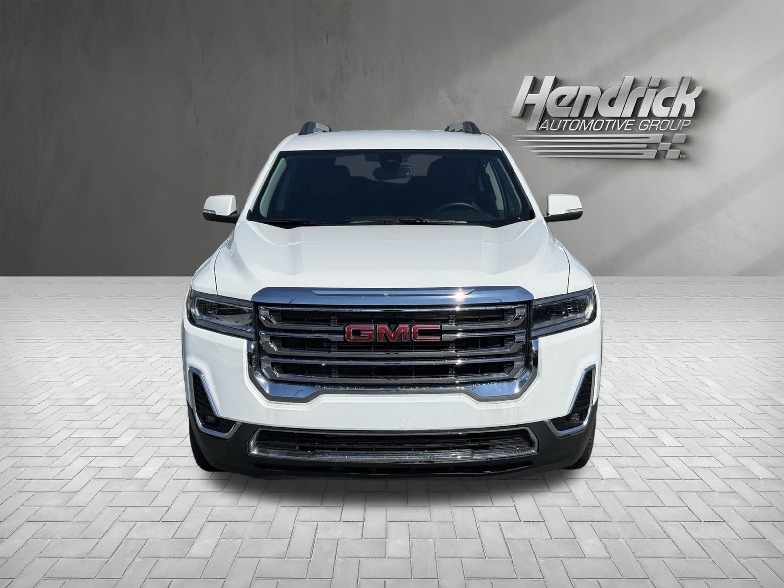 Used 2023 GMC Acadia SLT w/ Trailering Package AWD/4WD image 3