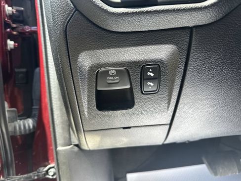 Used 2022 RAM 1500 Laramie AWD/4WD image 45
