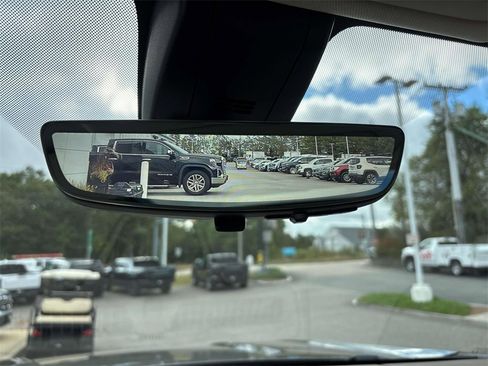 Used 2021 GMC Yukon Denali w/ Denali Ultimate Package image 34