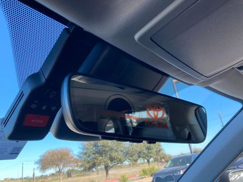 New 2026 Toyota Highlander XLE image 20