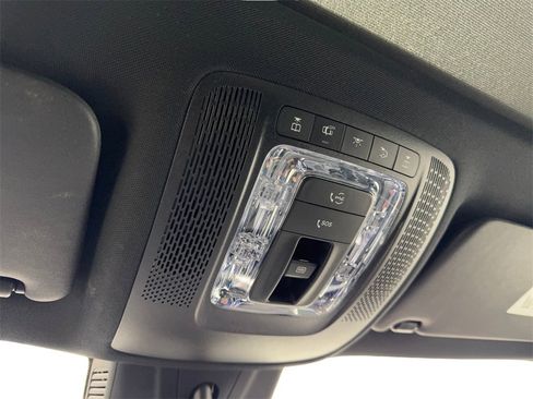 Used 2023 Mercedes-Benz EQB 300 4MATIC image 69