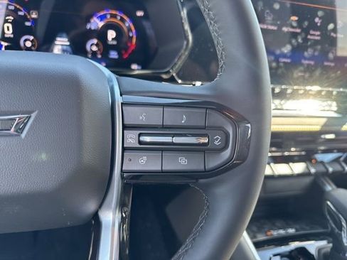 New 2026 Chevrolet Colorado ZR2 w/ Technology Package AWD/4WD image 20