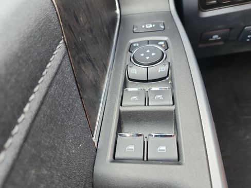 Used 2024 Ford F350 Lariat w/ Lariat Ultimate Package image 22