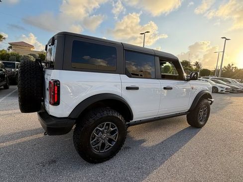 Certified 2025 Ford Bronco Badlands AWD/4WD image 12