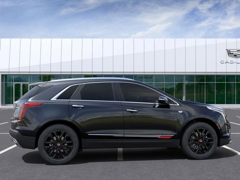 Used 2025 Cadillac XT5 Premium Luxury w/ LPO, Red Accent Package image 2
