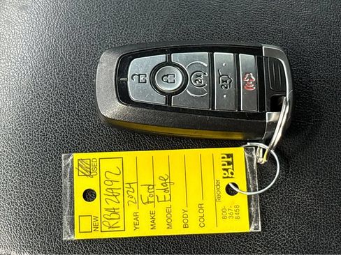 Used 2024 Ford Edge SEL w/ Convenience Package AWD/4WD image 26