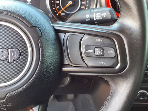 Used 2022 Jeep Gladiator Sport AWD/4WD image 30