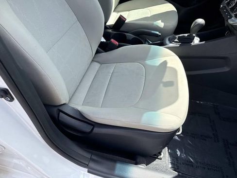 Used 2013 Kia Rio LX FWD image 10