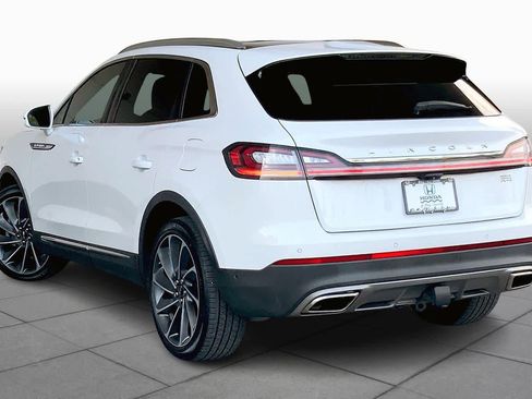 Used 2022 Lincoln Nautilus Reserve w/ Equipment Group 202A image 11