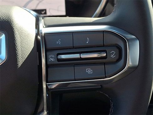 New 2026 GMC Canyon Elevation image 15