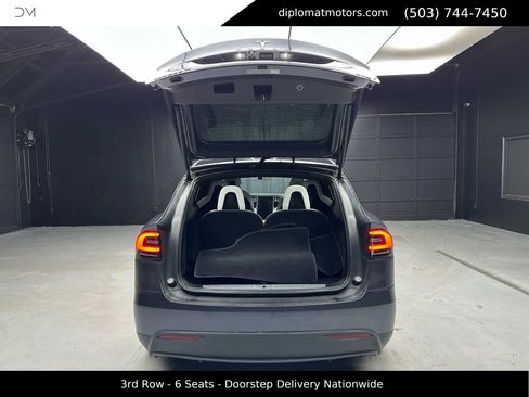 Used 2017 Tesla Model X 90D image 44