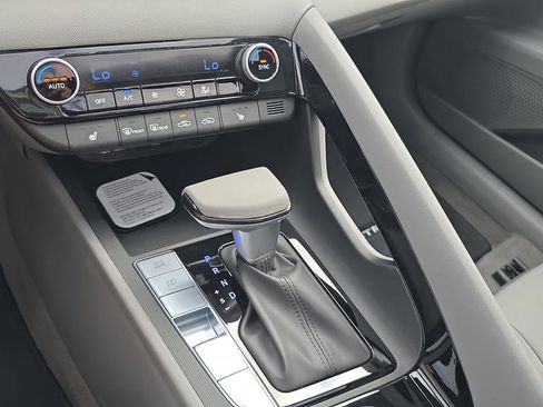 New 2026 Hyundai Elantra SEL Sport Premium w/ Cargo Package FWD image 19