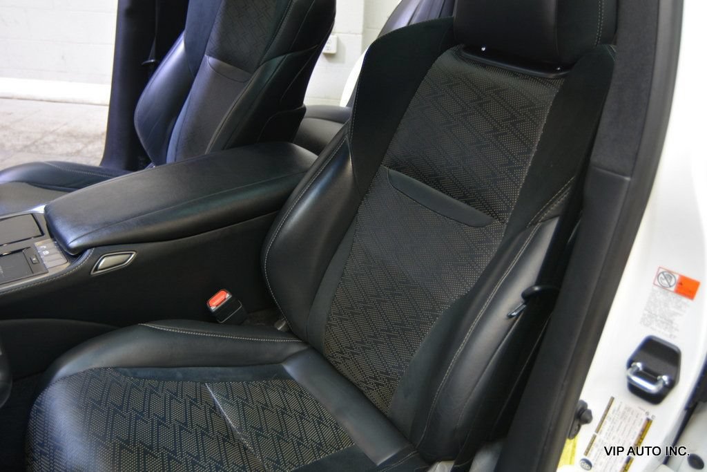 Used 2018 Lexus LS 500 F Sport w/ Accessory Package (Z1) RWD image 23