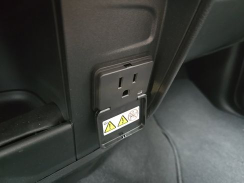 Used 2025 RAM 2500 Tradesman image 70