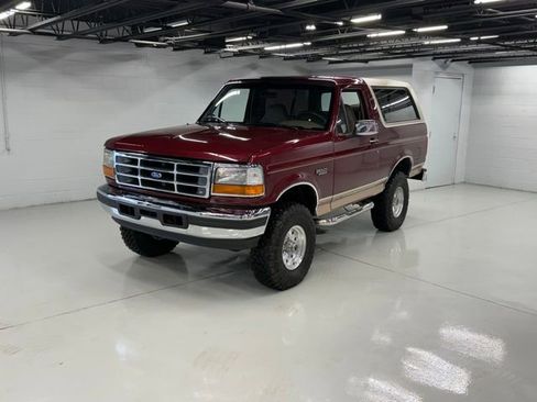 Used 1996 Ford Bronco AWD/4WD image 2