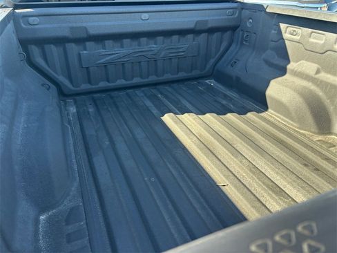 Used 2024 Chevrolet Colorado ZR2 w/ ZR2 Convenience Package III image 30