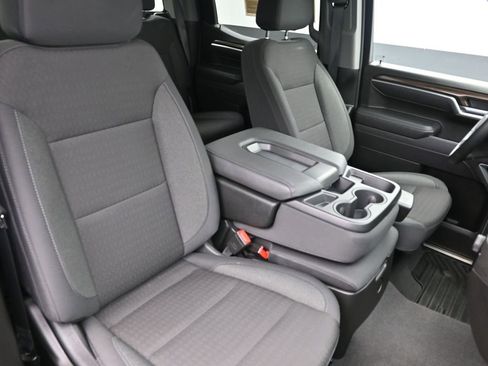 Used 2026 Chevrolet Silverado 1500 RST AWD/4WD image 11