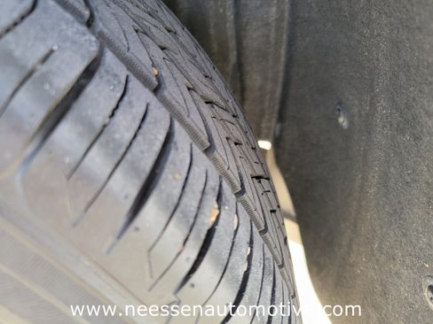 Used 2020 GMC Acadia AT4 w/ Driver Alert Package II image 34