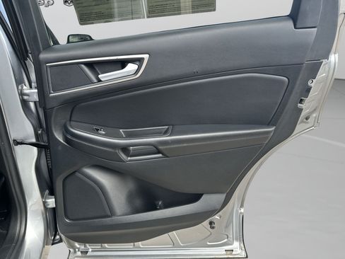 Used 2023 Ford Edge SEL AWD/4WD image 34