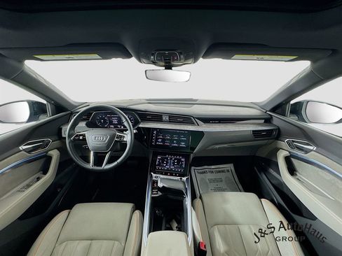 Used 2022 Audi e-tron Chronos w/ Chronos Package image 29