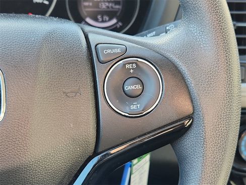 Used 2019 Honda HR-V LX image 24