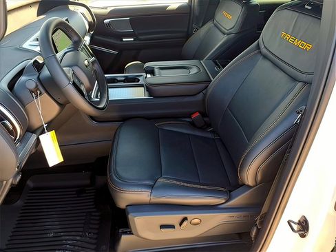 New 2025 Ford Expedition Tremor image 14