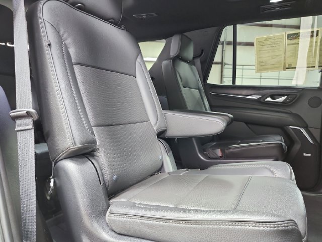 Used 2023 GMC Yukon Denali w/ LPO, Floor Liner Package AWD/4WD image 44