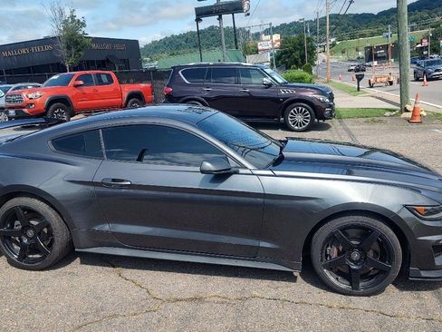 Used 2017 Ford Mustang GT w/ GT Performance Package RWD image 2