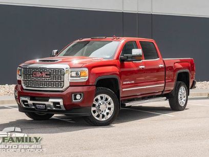 Used 2019 GMC Sierra 2500 Denali w/ Duramax Plus Package