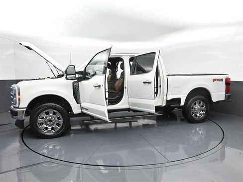 Used 2024 Ford F250 King Ranch w/ Chrome Package AWD/4WD image 53