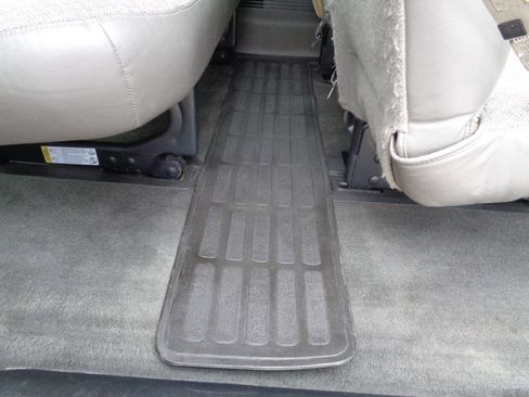 Used 2018 GMC Savana 3500 LT w/ LT Preferred Equipment Group image 41