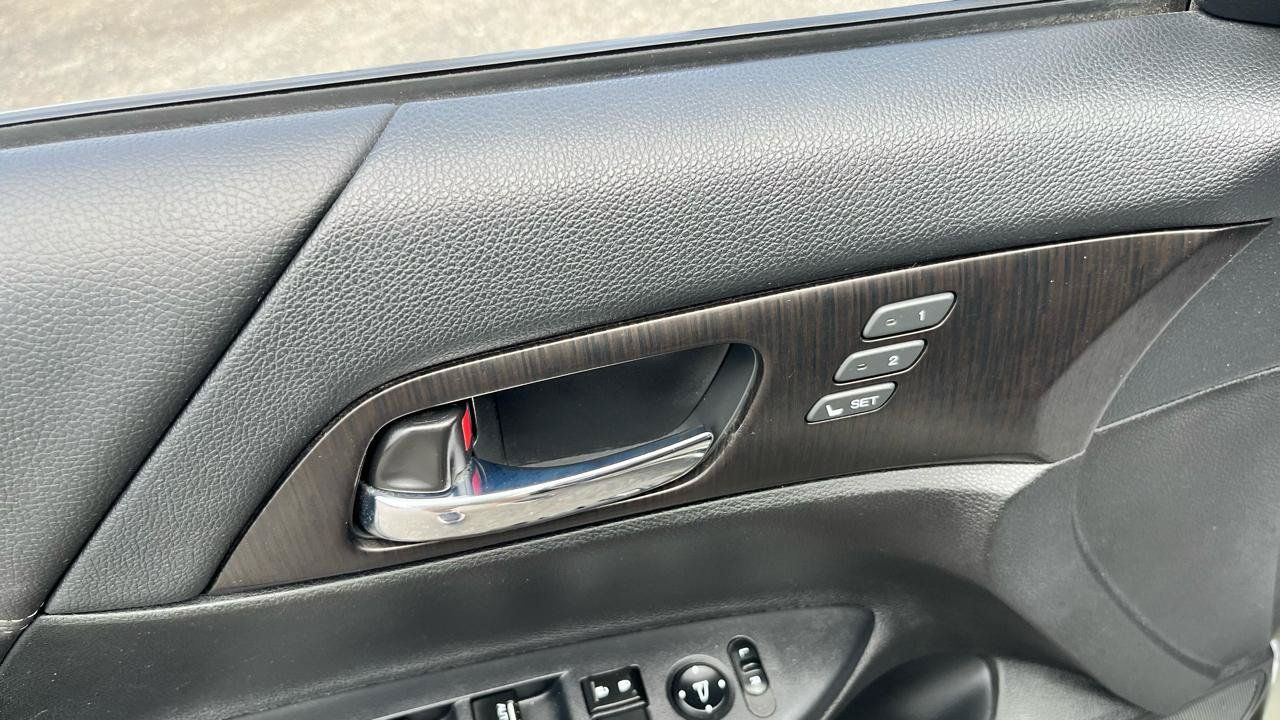 Used 2015 Honda Accord EX-L image 35